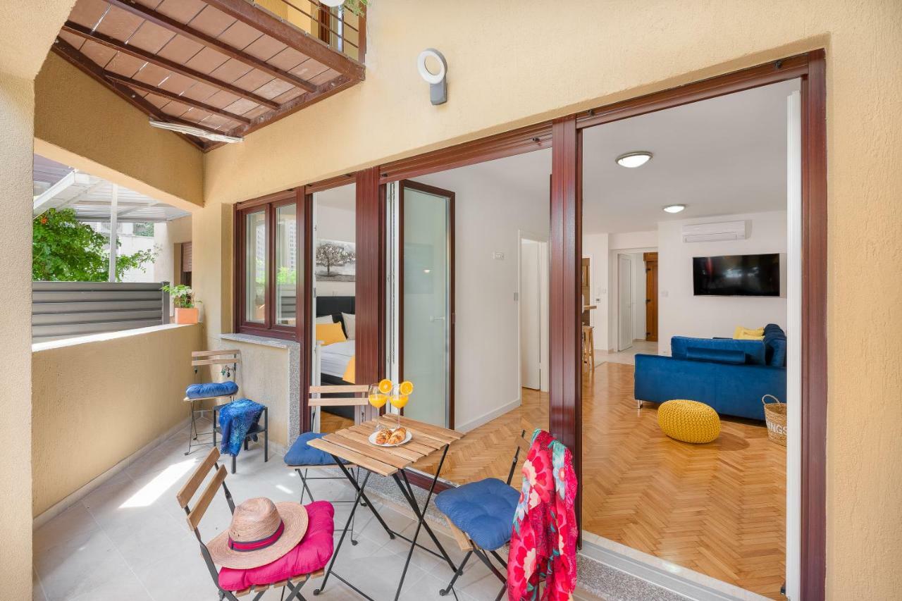 Apartments And Rooms Daisy Spalato Esterno foto