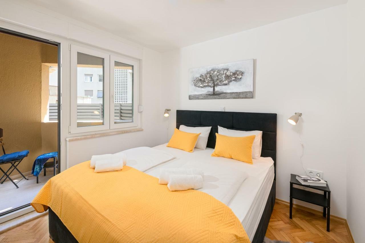 Apartments And Rooms Daisy Spalato Esterno foto